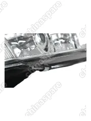 Фара передняя правая (белый поворотник, без электрокорректора) Chery Fora