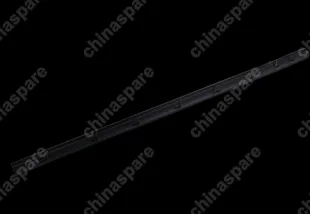 Уплотнитель стекла передней правой двери внутренний Chery Kimo