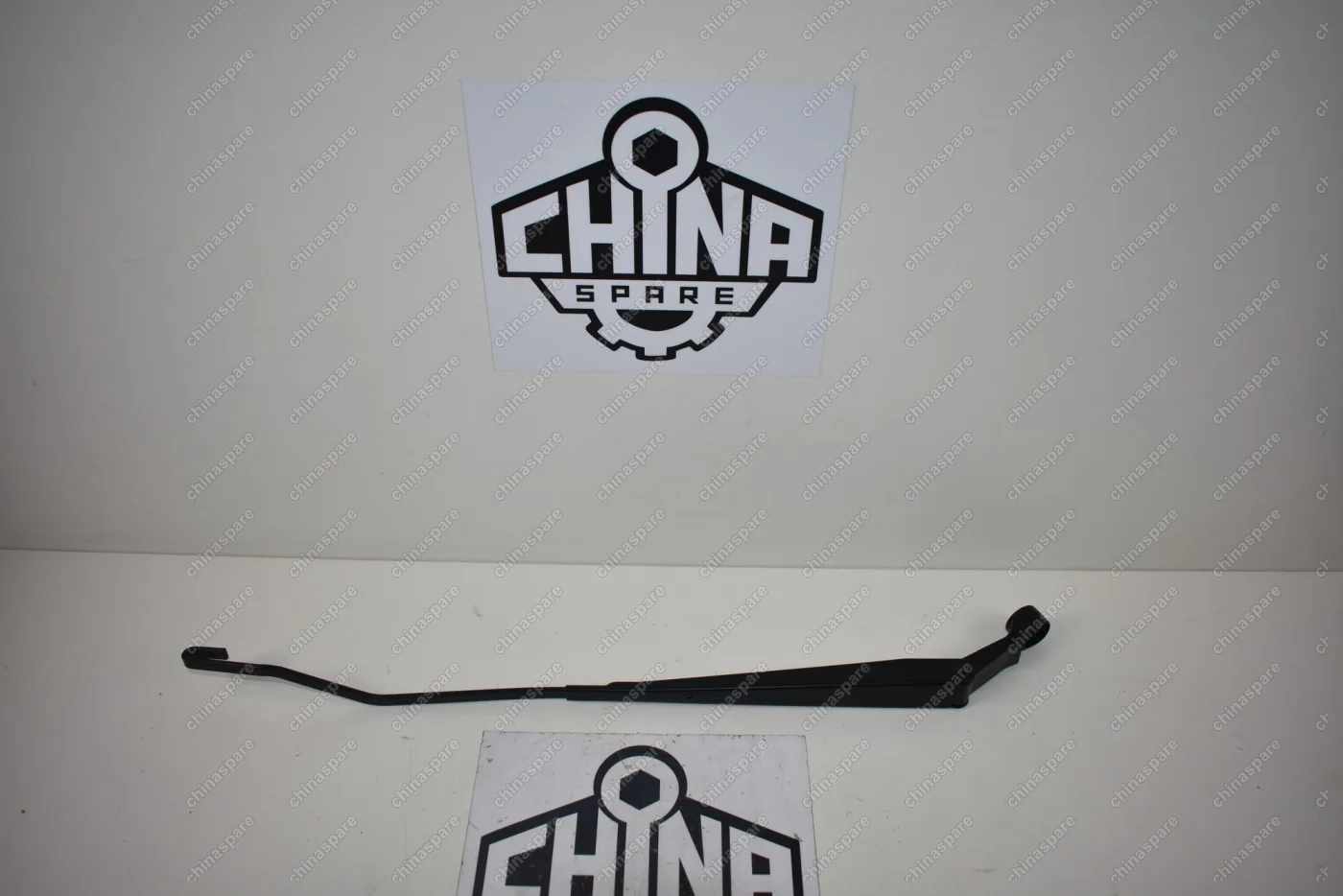 Поводок стеклоочистителя правый Chery Kimo