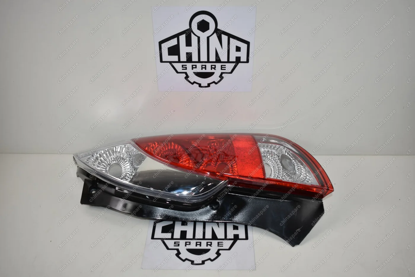 Фонарь задний правый Chery Kimo