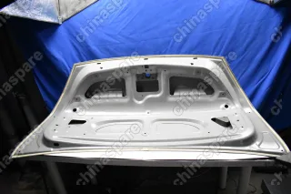 M116300010DY Крышка багажника Chery M11