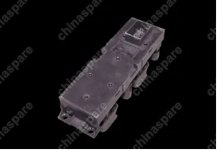 M113746130 Панель кнопки стеклоподъемника перед. двери лев. Chery M11