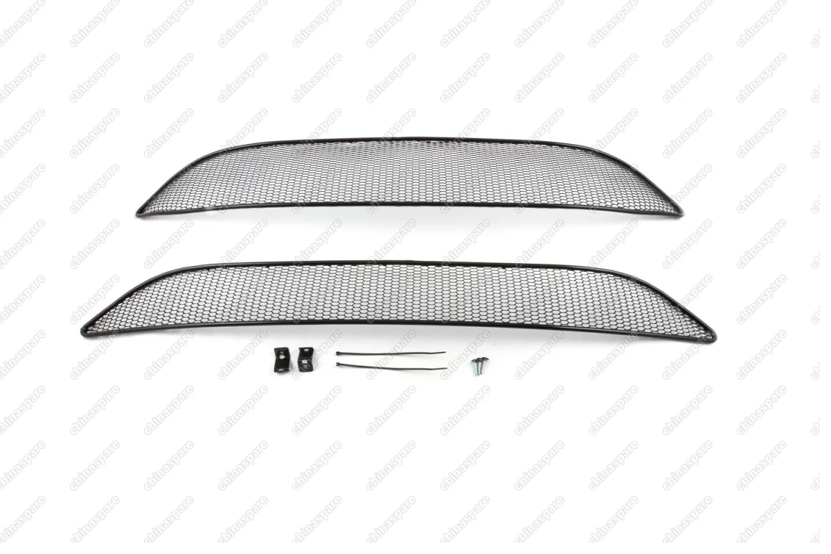 Сетка на бампер внешняя для FORD Focus III 2015->, 2 шт., черн., 20 мм (сота), кроме компл. Titanium