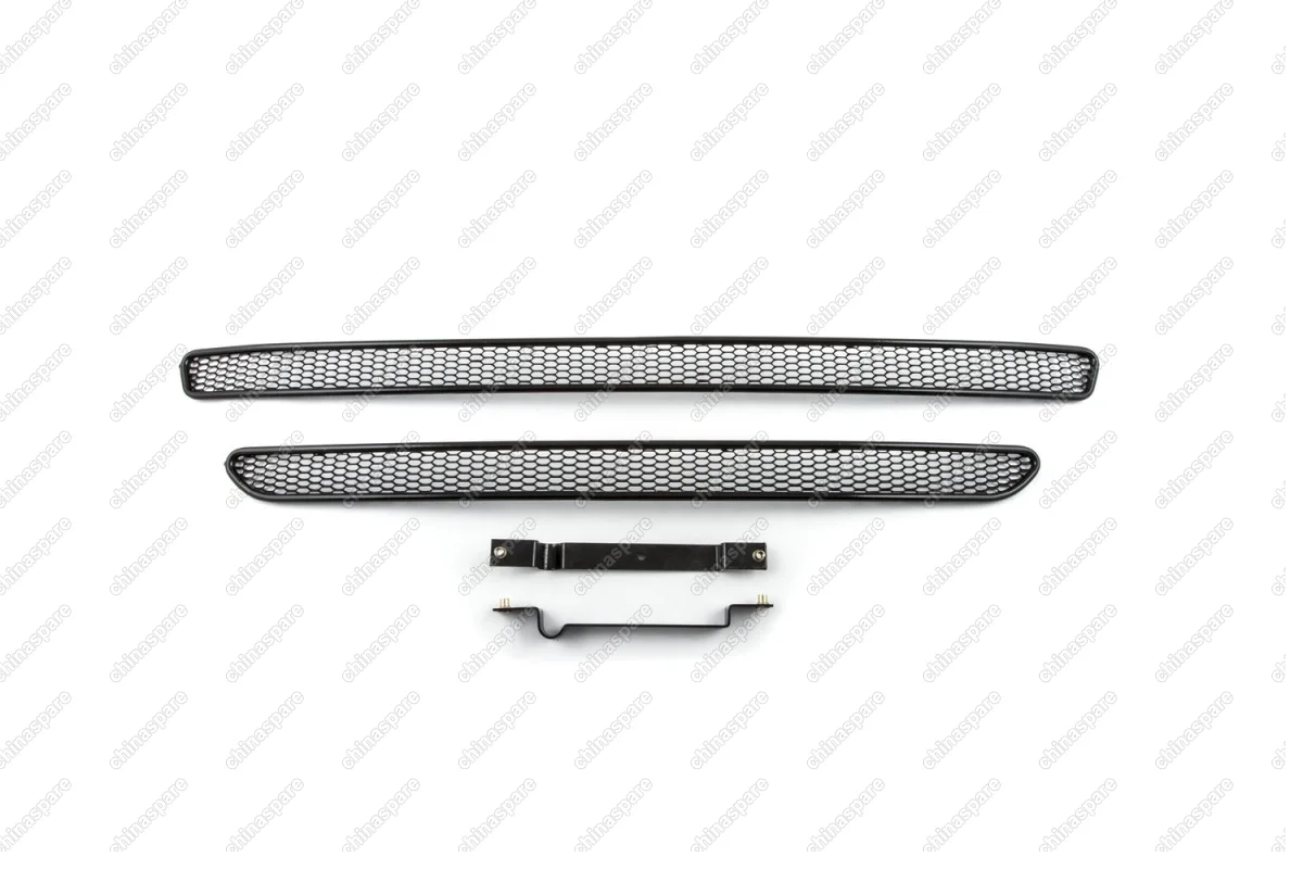 1170513201 Сетка на бампер внешняя для FORD Kuga 2013-2016, 2 шт., черн., 20 мм (сота)