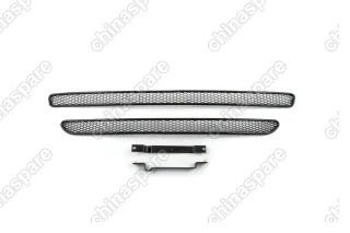 1170513201 Сетка на бампер внешняя для FORD Kuga 2013-2016, 2 шт., черн., 20 мм (сота)