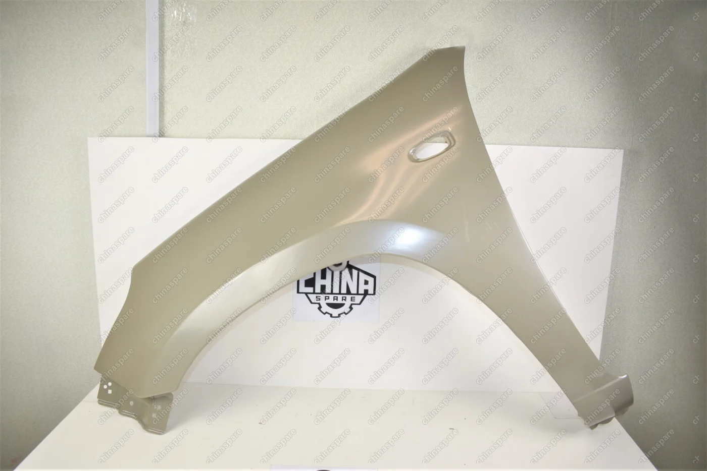 Крыло переднее левое Chery Tiggo