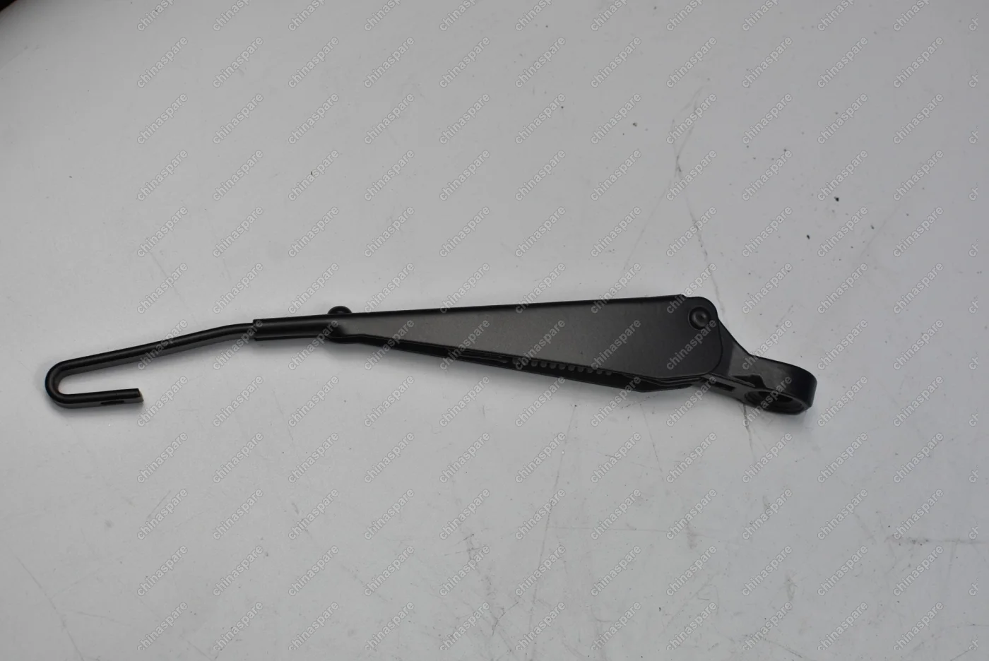 Поводок стеклоочистителя задний (металл) Chery Tiggo