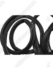 Уплотнитель двери передней правой Chery Tiggo