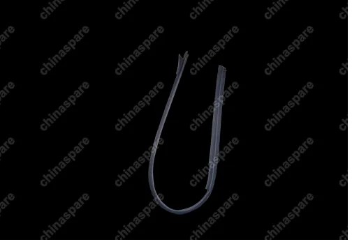 Уплотнитель лобового стекла левый Chery Tiggo