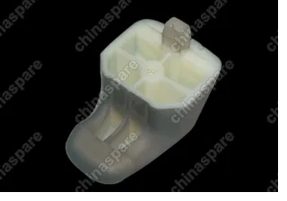 T115402371 Упор шторки багажника Chery Tiggo