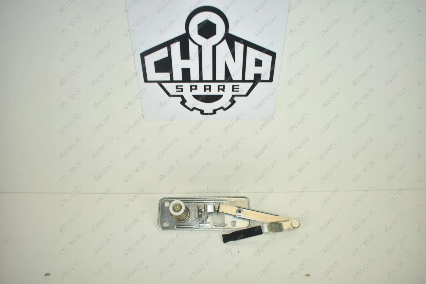 Замок капота верхний Chery Tiggo