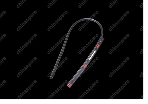 Уплотнитель лобового стекла правый Chery Tiggo