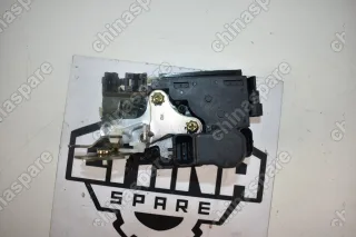 Замок двери передней правой Chery Tiggo