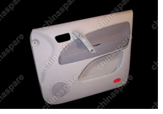 Обшивка двери передней правой Chery Tiggo