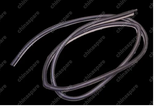 Уплотнитель двери задней правой бежевый Chery Tiggo