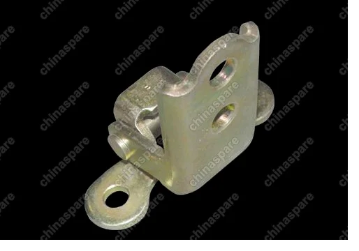 Петля двери передней правой верхняя Chery Tiggo