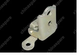 Петля двери передней правой нижняя Chery Tiggo