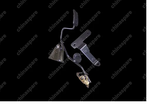 T111108010BA Accelerater padel Chery Tiggo