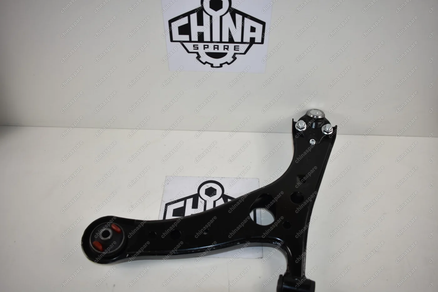 Рычаг передний правый Chery Tiggo