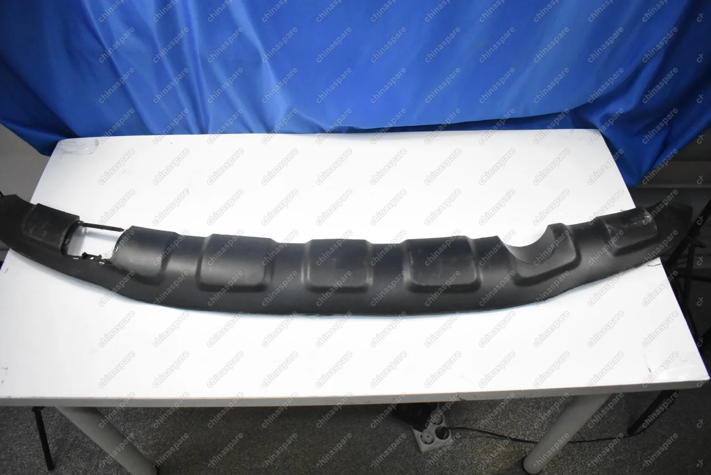 Спойлер заднего бампера Chery Very