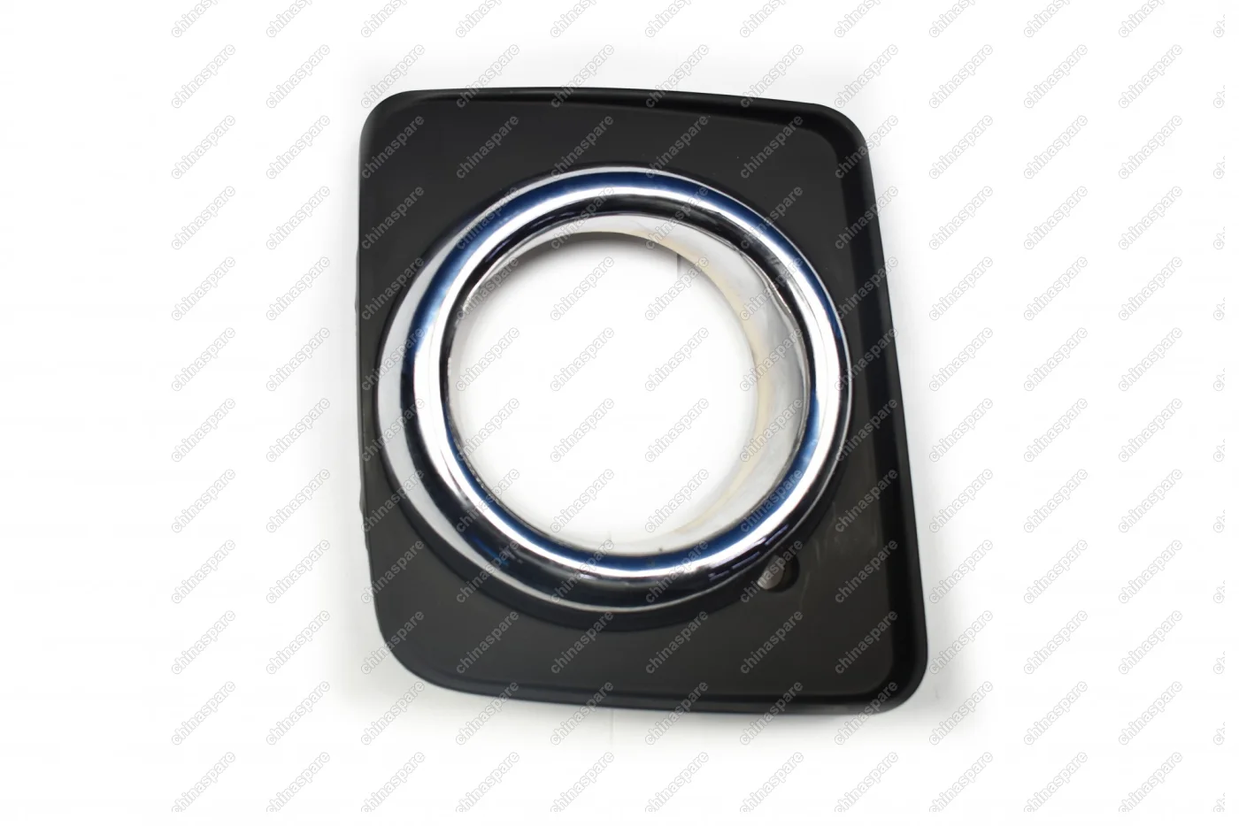 Решетка противотуманной фары правая FAW Besturn B50