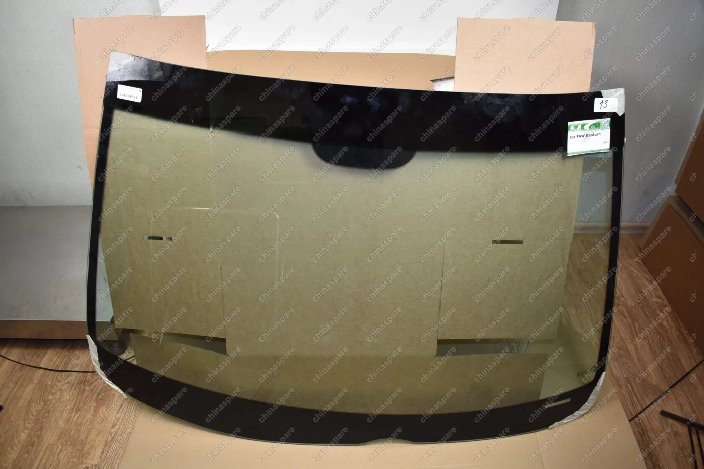 Стекло лобовое FAW Besturn B50