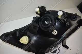 Фара правая FAW V2