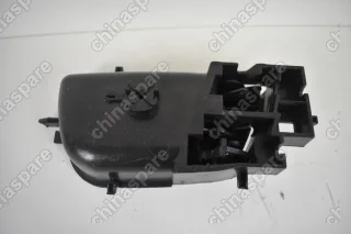 Ручка двери внутренняя (Задней/Передней) левая FAW V5