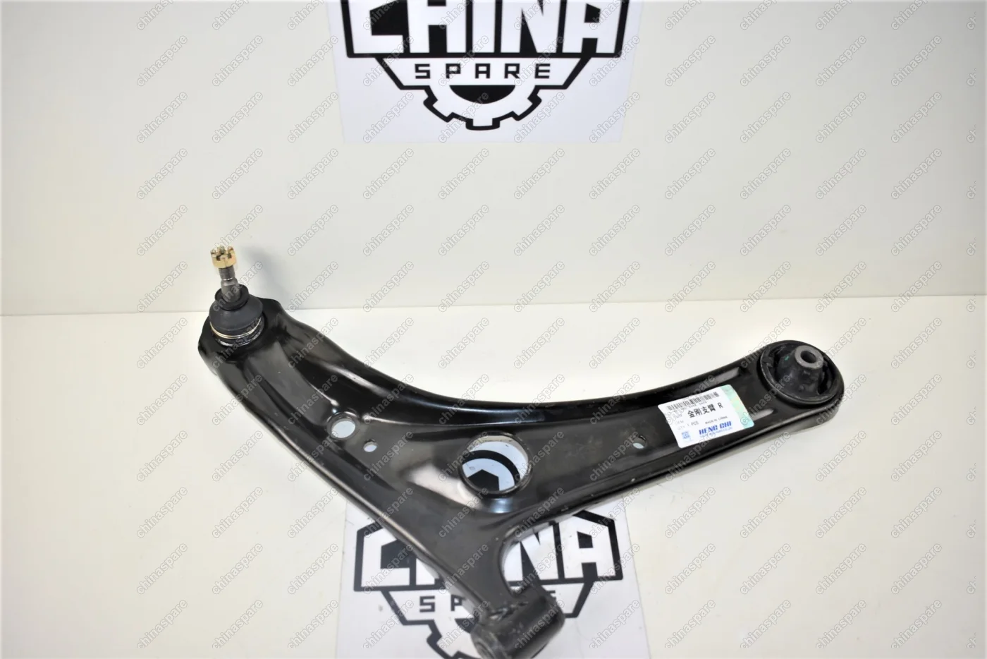 Рычаг передней подвески правый FAW Vita, V5