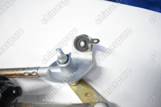 Трапеция стеклоочистителя в сборе с мотором FAW V5