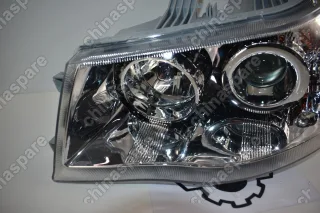 Фара головного света левая (без корректора, диодов) FAW Vita