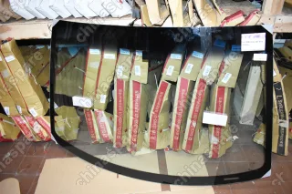 Стекло лобовое FAW Vita, V5