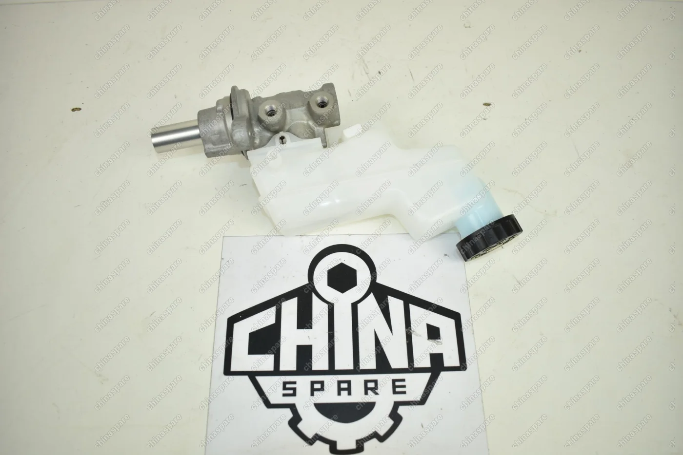 Цилиндр тормозной главный Geely Emgrand EC7