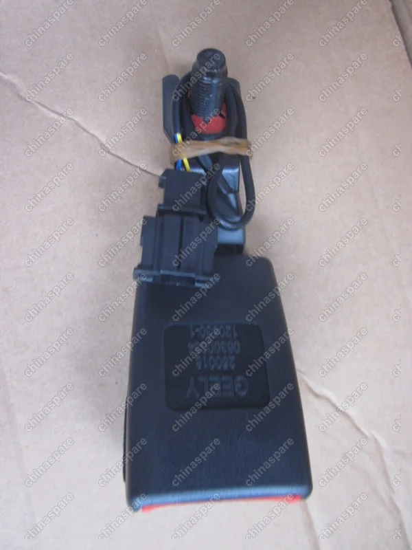 106300003450669 Замок ремня безопасности передний правый (черный) Geely Emgrand EC7