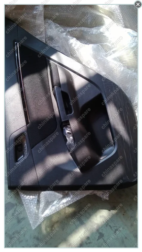 106800282000669 Обивка двери задняя правая Geely Emgrand EC7