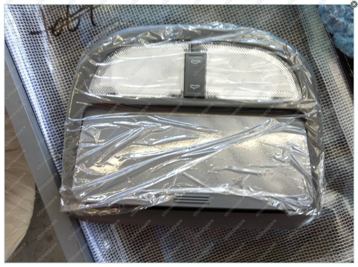 106700120200432 Плафон освещения салона передний Geely Emgrand EC7