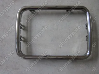 1068022749 Рамка накладки консоли Geely Emgrand EC7