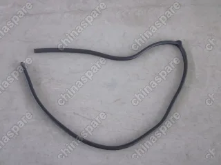 106800206500669 Уплотнитель передней правой дверной рамки Geely Emgrand EC7