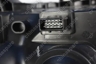 Фара передняя правая Geely Emgrand EC7