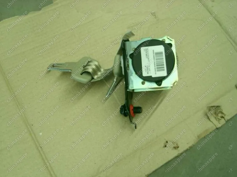 Ремень безопасности задний (средний) Geely Emgrand EC7