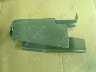 Кронштейн фары передней правый Geely Emgrand EC7