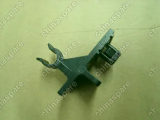 1068002010 Клипса капота Geely Emgrand EC7