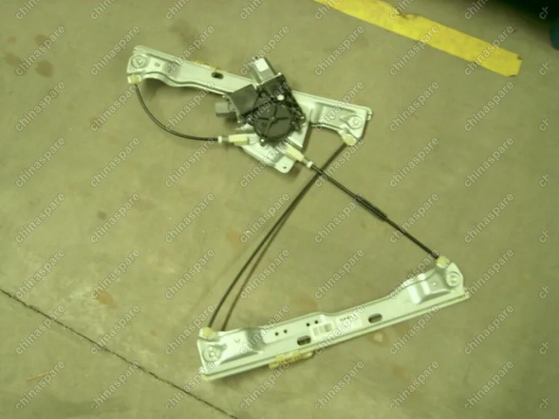 1067001513 Стеклоподъемник передней правой двери (электро) Geely Emgrand EC7