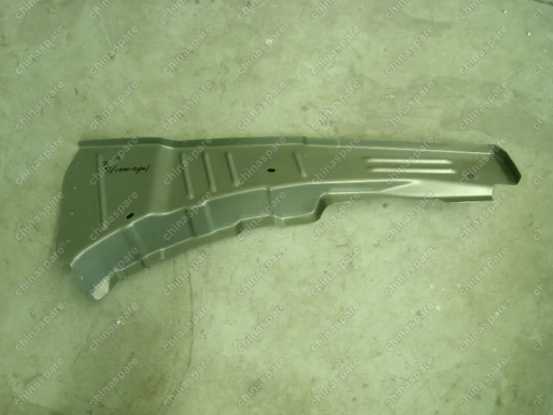 Кронштейн переднего правого крыла Geely Emgrand EC7