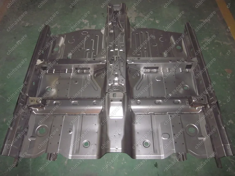 106200218102 Днище переднее Geely Emgrand EC7