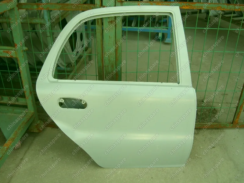 Дверь задняя правая Geely Emgrand EC7