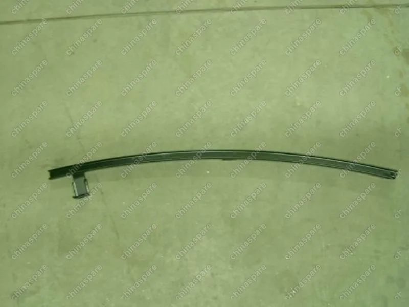 1062002851 Перегородка стекла задней правой двери Geely Emgrand EC7