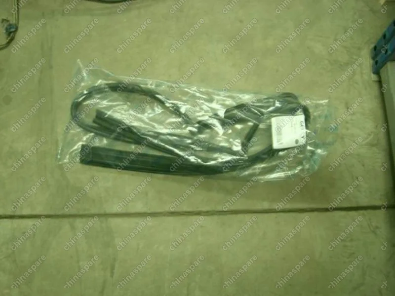 Уплотнитель стекла задней правой двери Geely Emgrand EC7