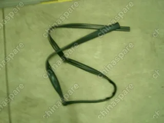 Уплотнитель стекла задней правой двери Geely Emgrand EC7