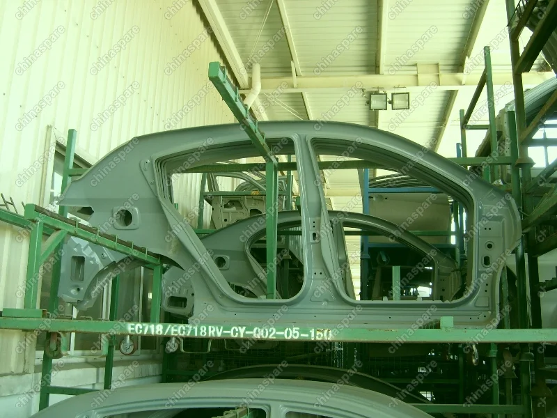 106200310202 Боковина кузова левая Geely Emgrand EC7